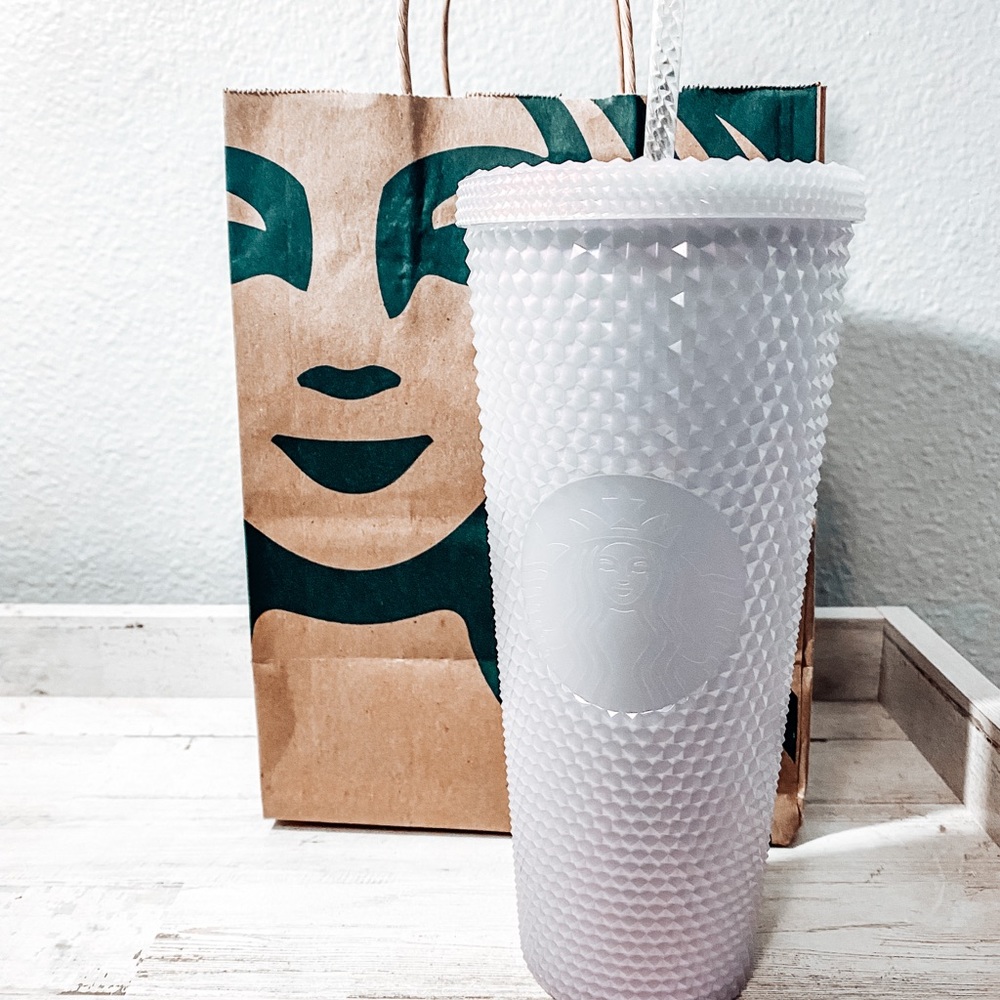 ICY BLING STARBUCKS HOLIDAY COLLECTION 2021